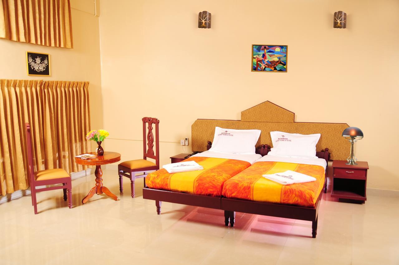 Hotel Nuhman Kondotty Екстер'єр фото