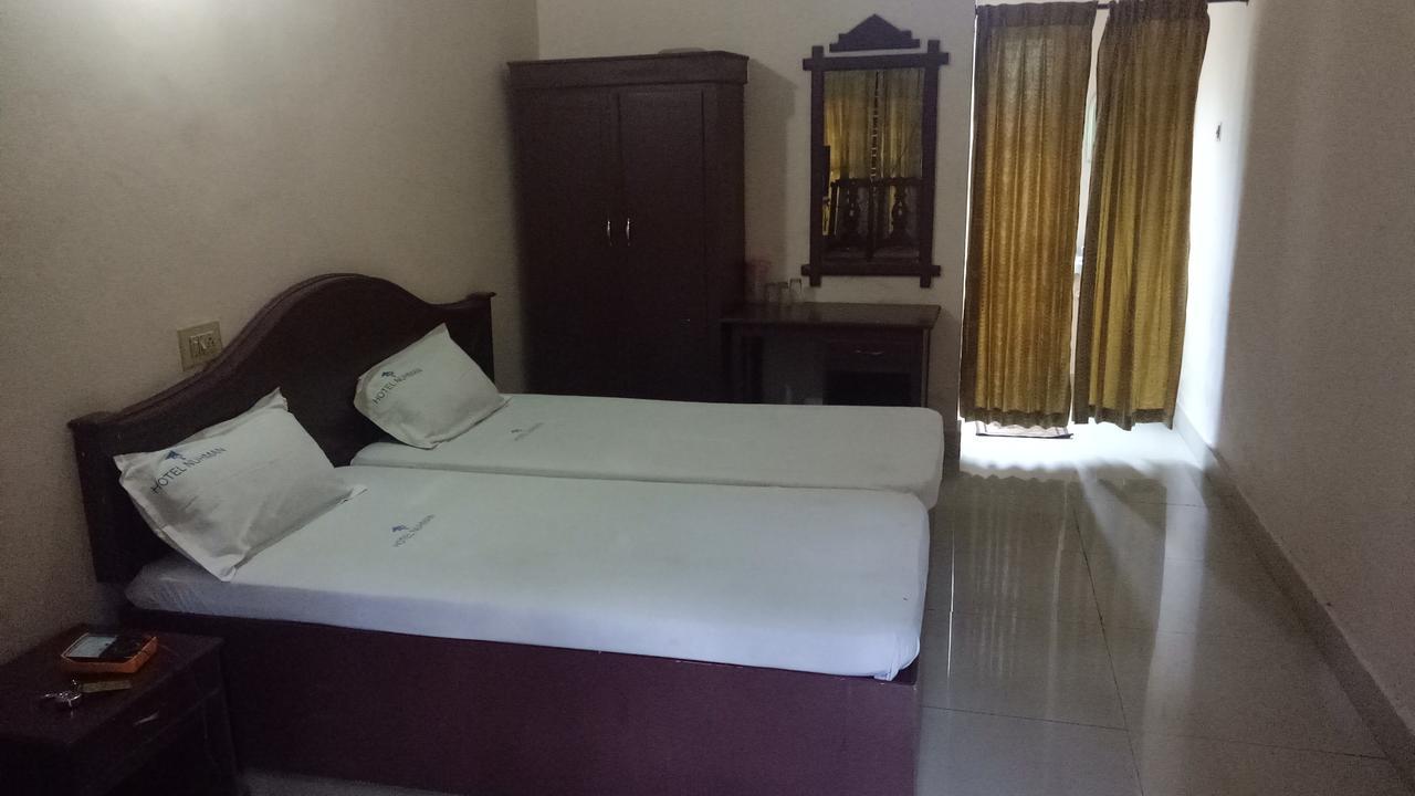 Hotel Nuhman Kondotty Екстер'єр фото